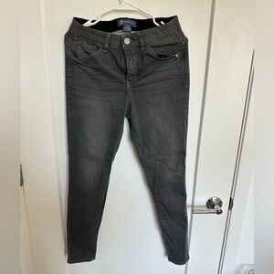 Very lightly worn size 6 Democracy jeans